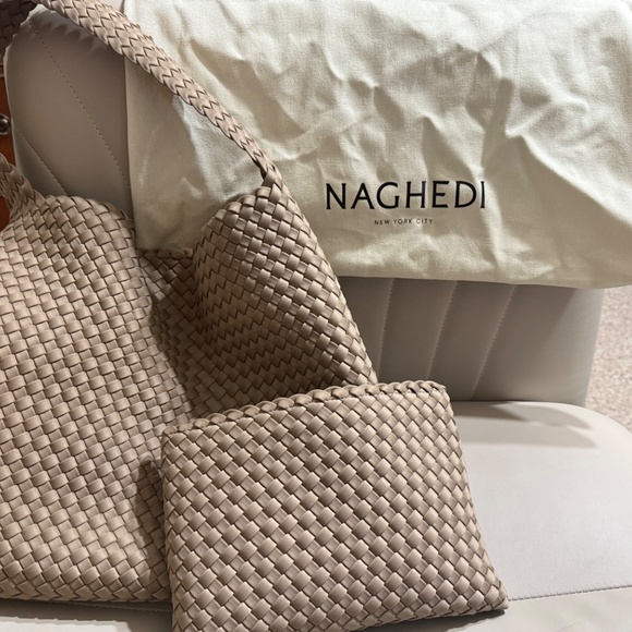 Naghedi Nomad Hobo - Medium - Cashmere - Picture 2 of 5